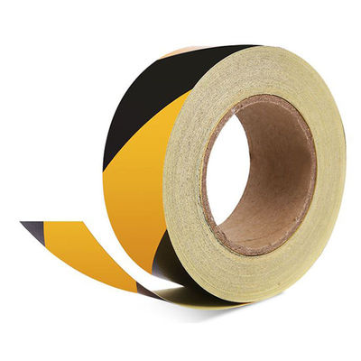 เทปเตือน PVC สีดําและเหลือง สายเตือนการจราจรด้านอุปกรณ์ป้องกันไฟ สายเตือนการจราจรด้านอุปกรณ์ป้องกันไฟ สีดําและเหลือง เทปสะท้อนแสง